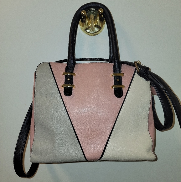 STEVE MADDEN Crossbody Pink Gray Pocketbook Handbag Purse Shoulder Bag - Picture 2 of 5